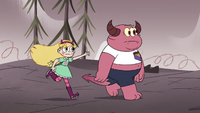 S4E1 Star running up to the monster
