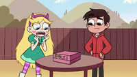 S2E14 Star Butterfly apologizing to Glossaryck