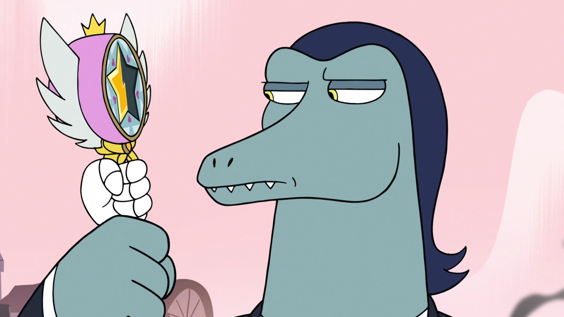 Imagem - S3E7 Toffee looking at Star's wand in Moon's hand ...