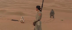 Rey encounters BB-8 Ver2