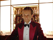 Bartenders ShiningLloyd