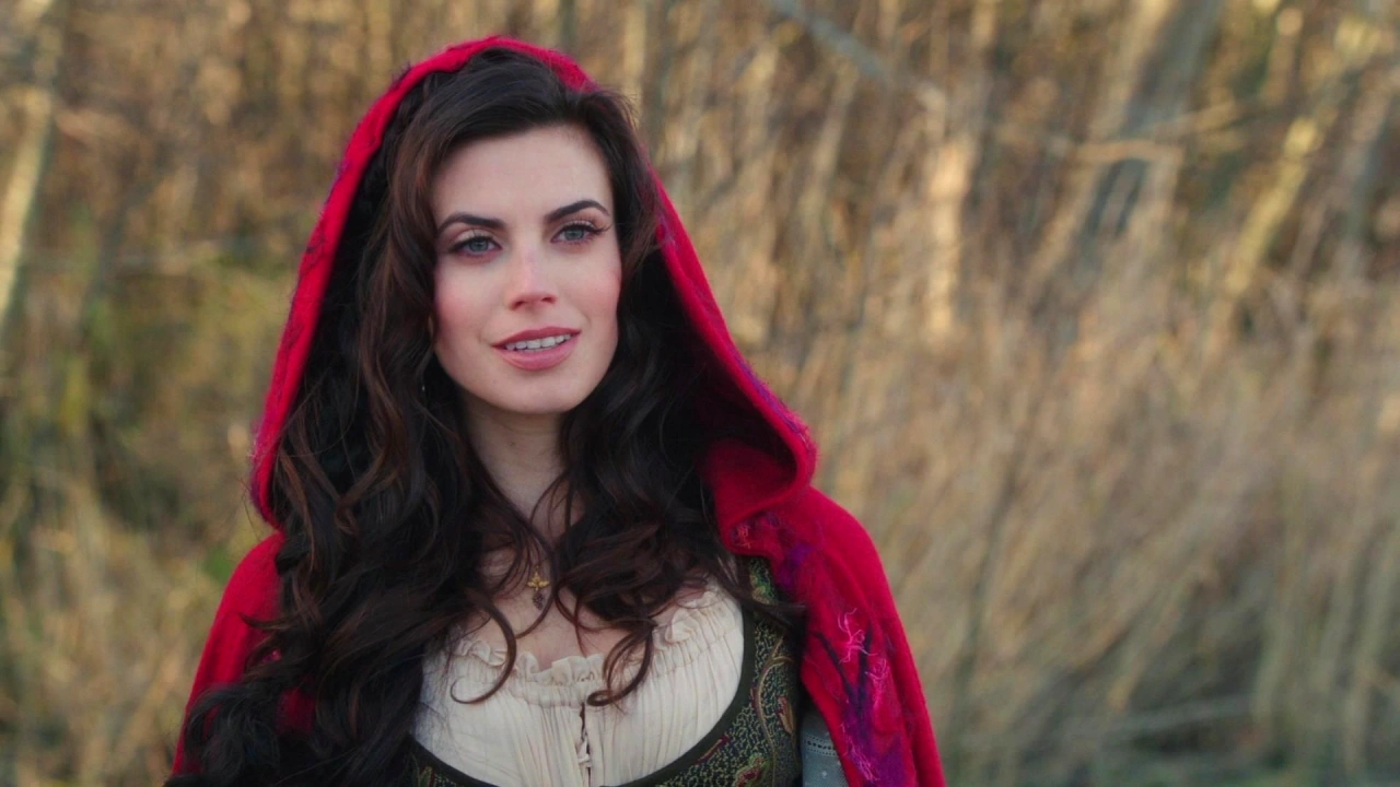 Red's cloak Once Upon a Time Wiki FANDOM powered by Wikia Red's cloak Once Upon a Time Wiki FANDOM powered by Wikia