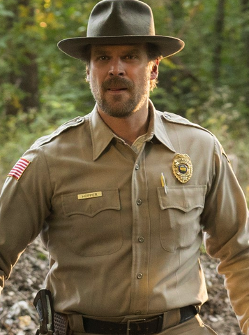 Archivo:Jim Hopper.png
