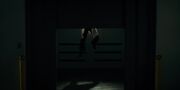 S01E01 Elevator scientist dies