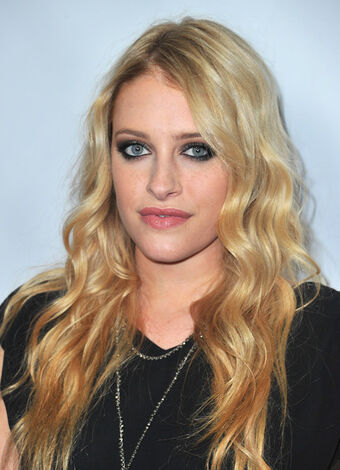 Carly Chaikin Suburgatory Wiki Fandom