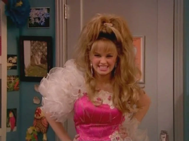 Bailey Pickett The Suite Life Wiki FANDOM powered by Wikia