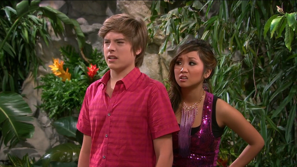 Senior Ditch Day The Suite Life Wiki FANDOM powered by Wikia