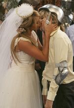 Maddie-kisses-dylan