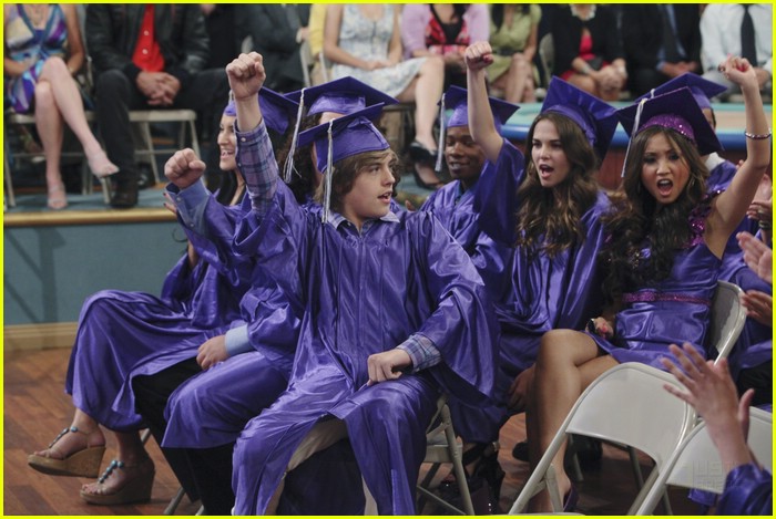 The suite life on deck goodbye The suite life on deck goodbye image