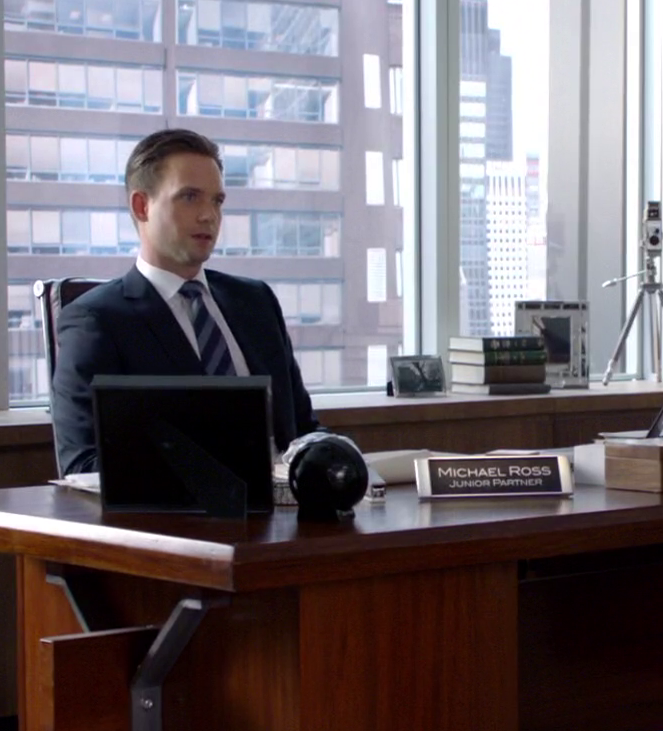 Mike Ross Suits Wiki Fandom Ed By Wikia Michael Ross Junior Partner