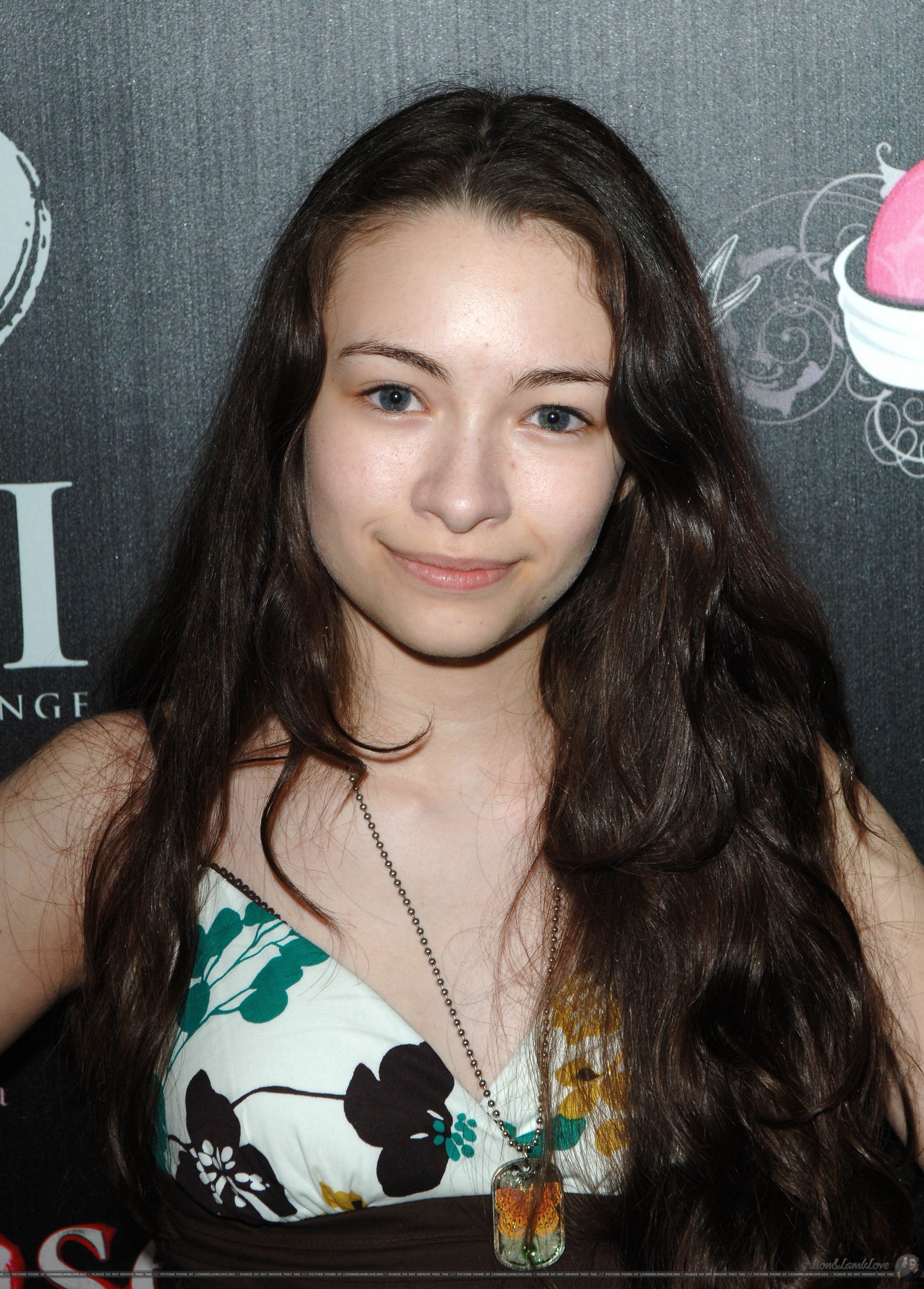 Jodelle Ferland beautiful