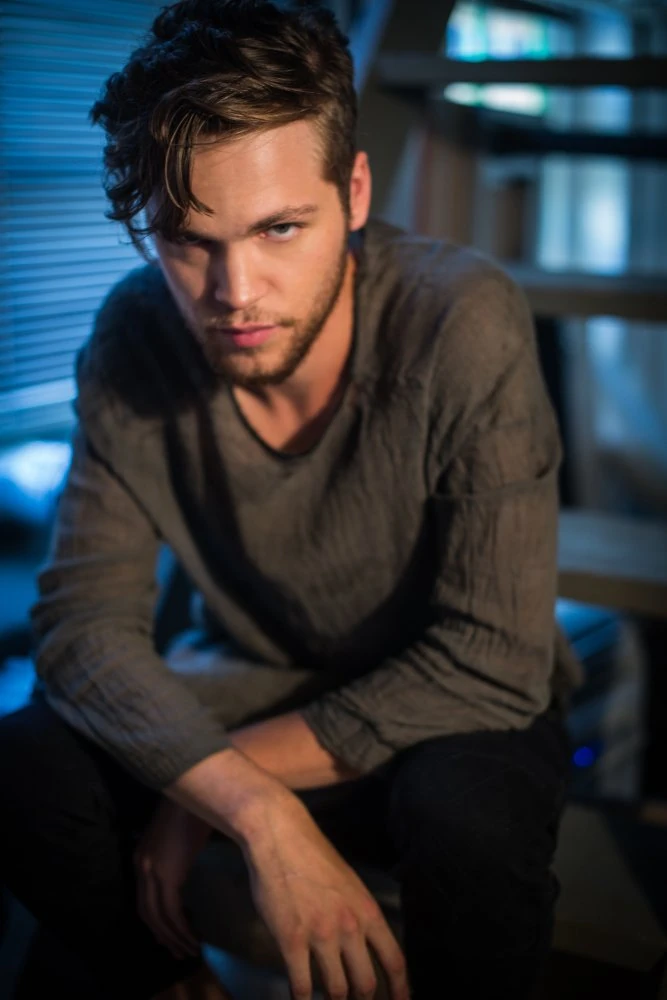 Alexander Calvert Wiki Supernatural Brasil Fandom
