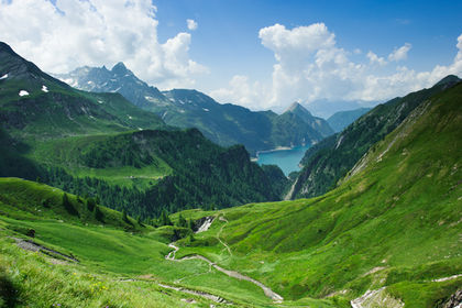 the greathorned valley pack