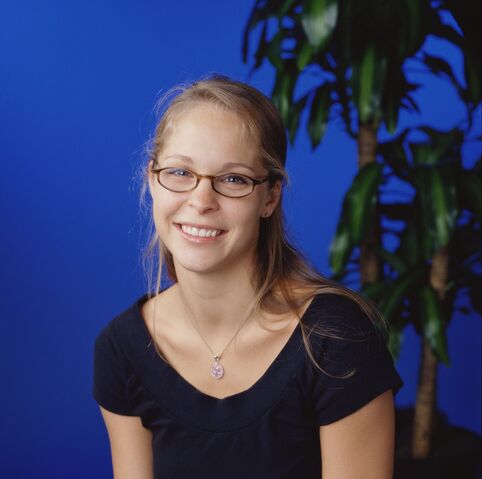 File:S7 Michelle Tesauro.jpg