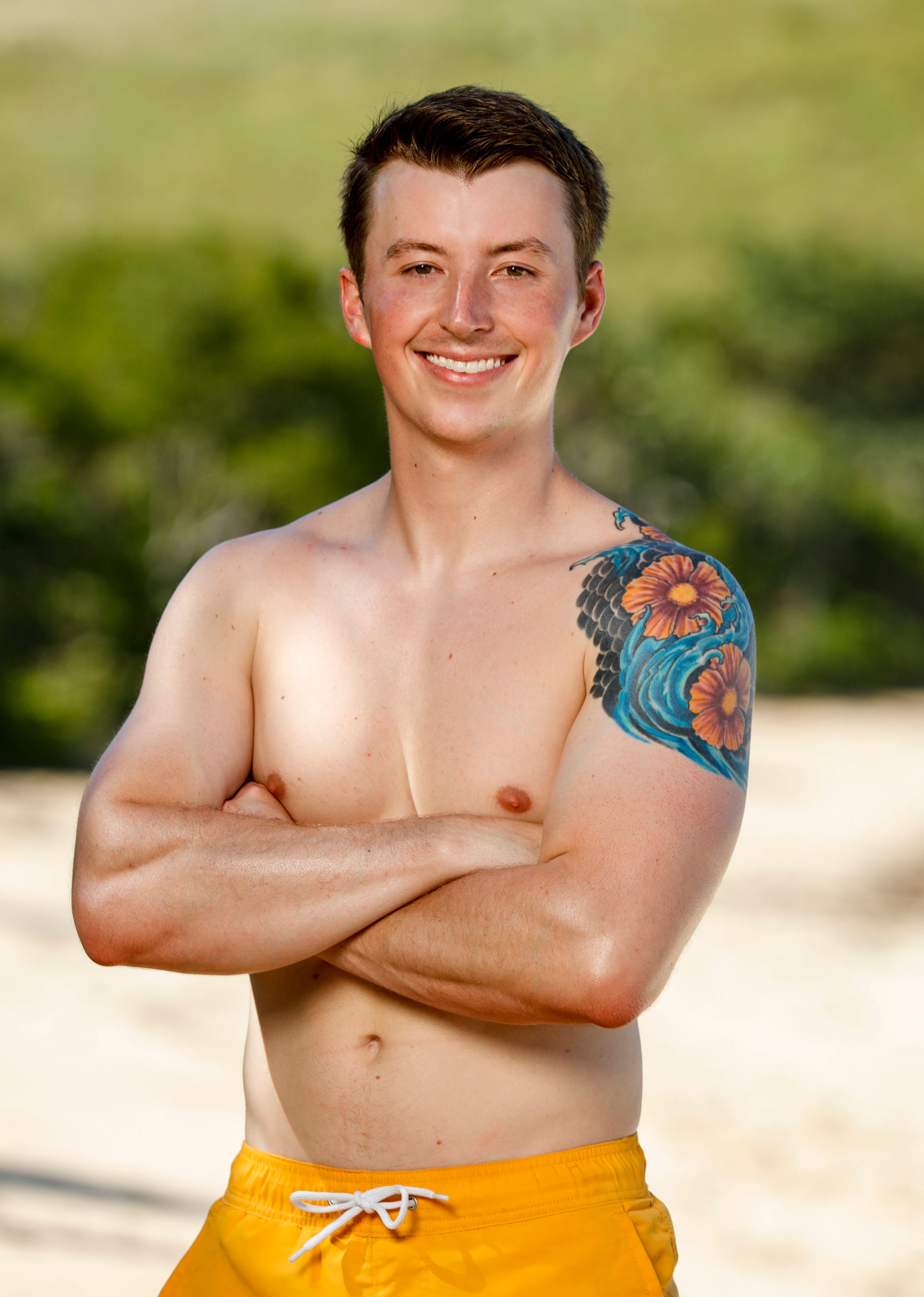 Hottest Male Survivor Players - oyxjg9q