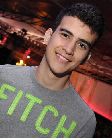 Arquivo:PedroCorrea.jpg