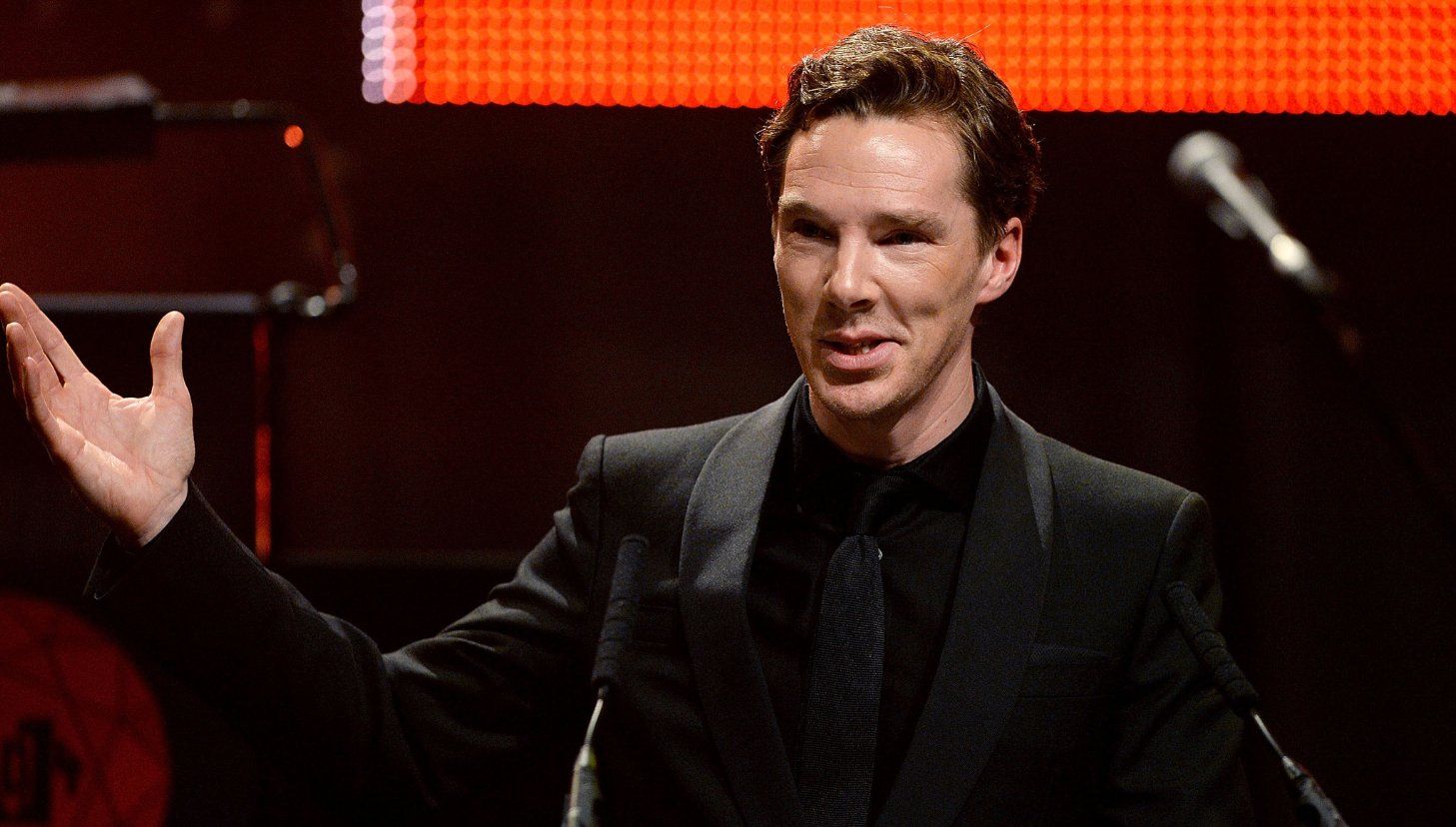 Benedict Cumberbatch Tardis FANDOM powered by Wikia