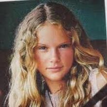 Taylor Swift S Childhood Pictures Taylor Swift Wiki Fandom