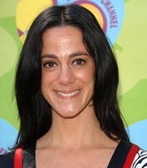Nika-Futterman-01