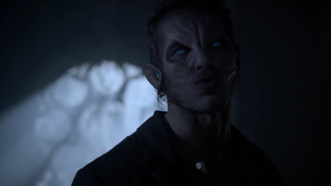 Image - 4x12 Peter Hale wolf form.jpg | Teen Wolf Wikia | FANDOM ...