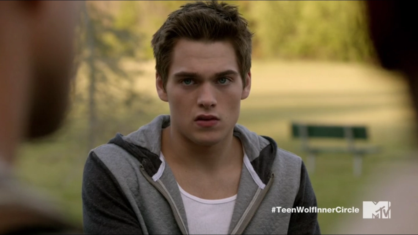 liam dunbar liam dunbar/ dylan sprayberry photo on liam dunbar wallpapers
