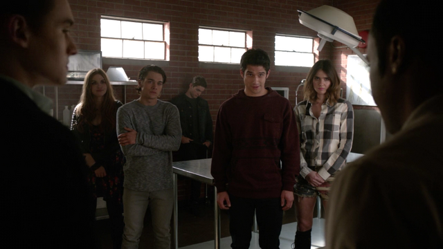 File:Tyler-Posey-Shelley-Hennig-Holland-Roden-Dylan-Sprayberry-Cody-Christian-Scott-Malia-Lydia-Liam-Theo-Teen-Wolf-Season-6-Episode-15-Pressure-Test.png