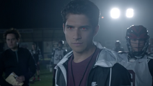 Tyler-Posey-Scott-wolf-eyes-Teen-Wolf-Season-6-Episode-11-Said-the-Spider-to-the-Fly