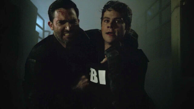 File:Tyler-Hoechlin-Dylan-O'Brien-Derek-Stiles-FBI-Teen-Wolf-Season-6-Episode-20-The-Wolves-of-War.jpg