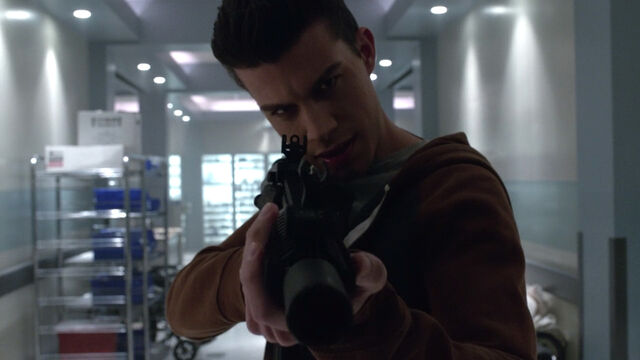 File:Andrew-Matarazzo-Gabe-rifle-Teen-Wolf-Season-6-Episode-20-The-Wolves-of-War.jpg