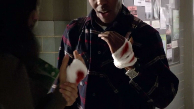 Archivo: Bloody-manos-Teen-Wolf-Temporada-6-Episodio-16-Triggers.png