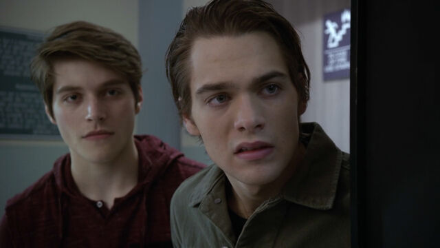 File:Froy-Gutierrez-Dylan-Sprayberry-Nolan-Liam-Teen-Wolf-Season-6-Episode-19-Broken-Glass.jpg