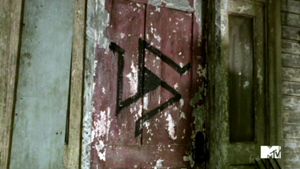 300px-Alpha Pack Symbol