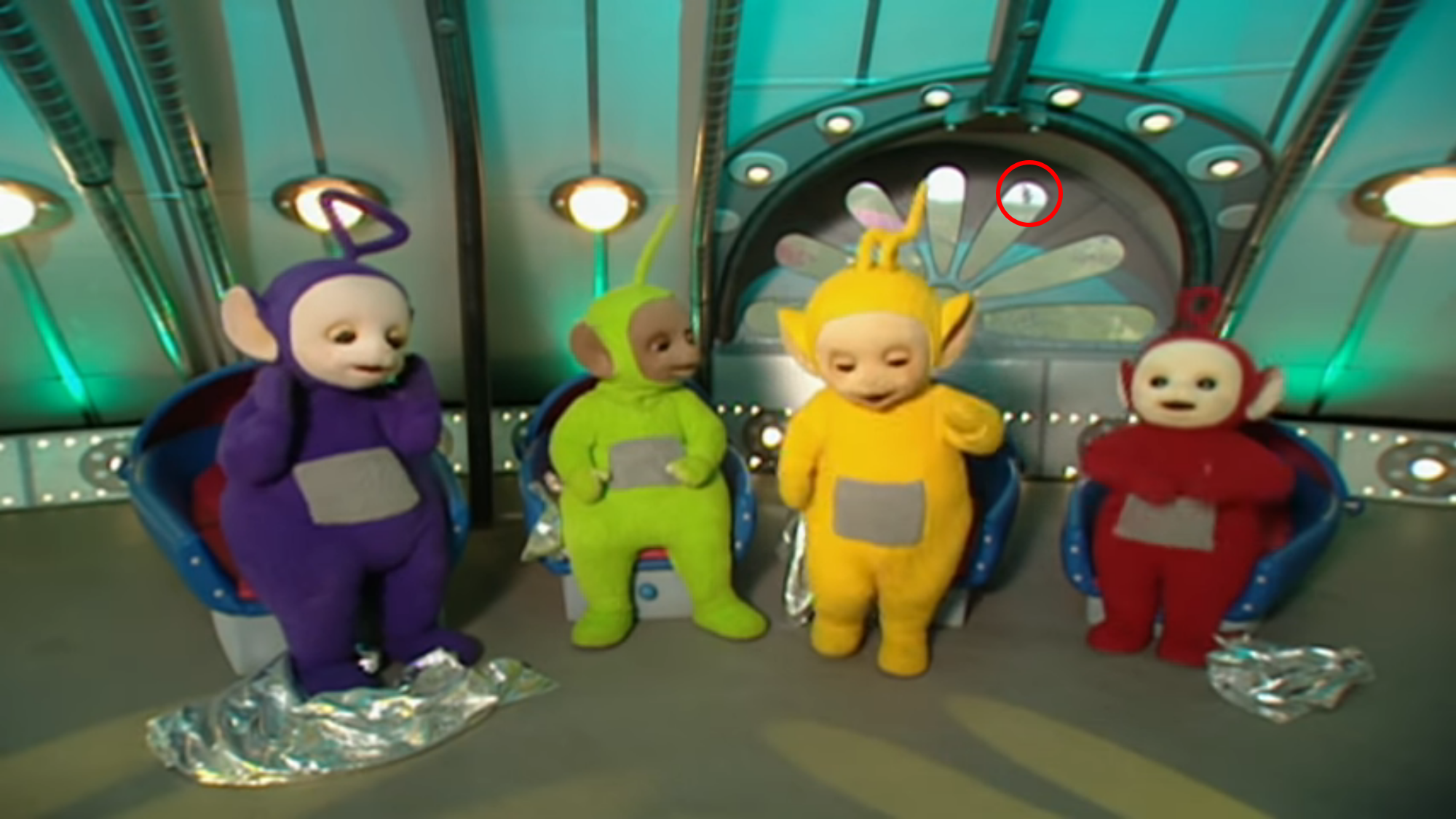 Swans Teletubbies Wiki Fandom 8482