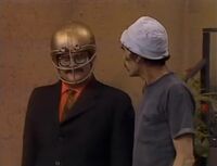 El casco del Señor Barriga (1977)