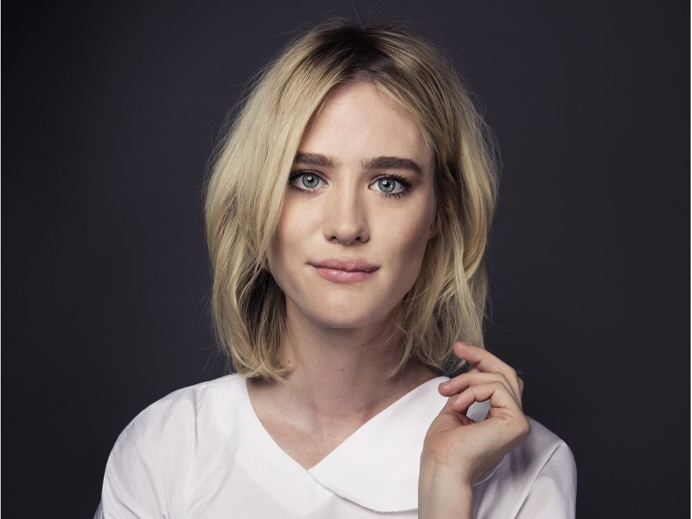 Mackenzie Davis halt