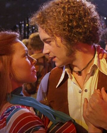 Hyde And Donna That 70s Wiki Fandom