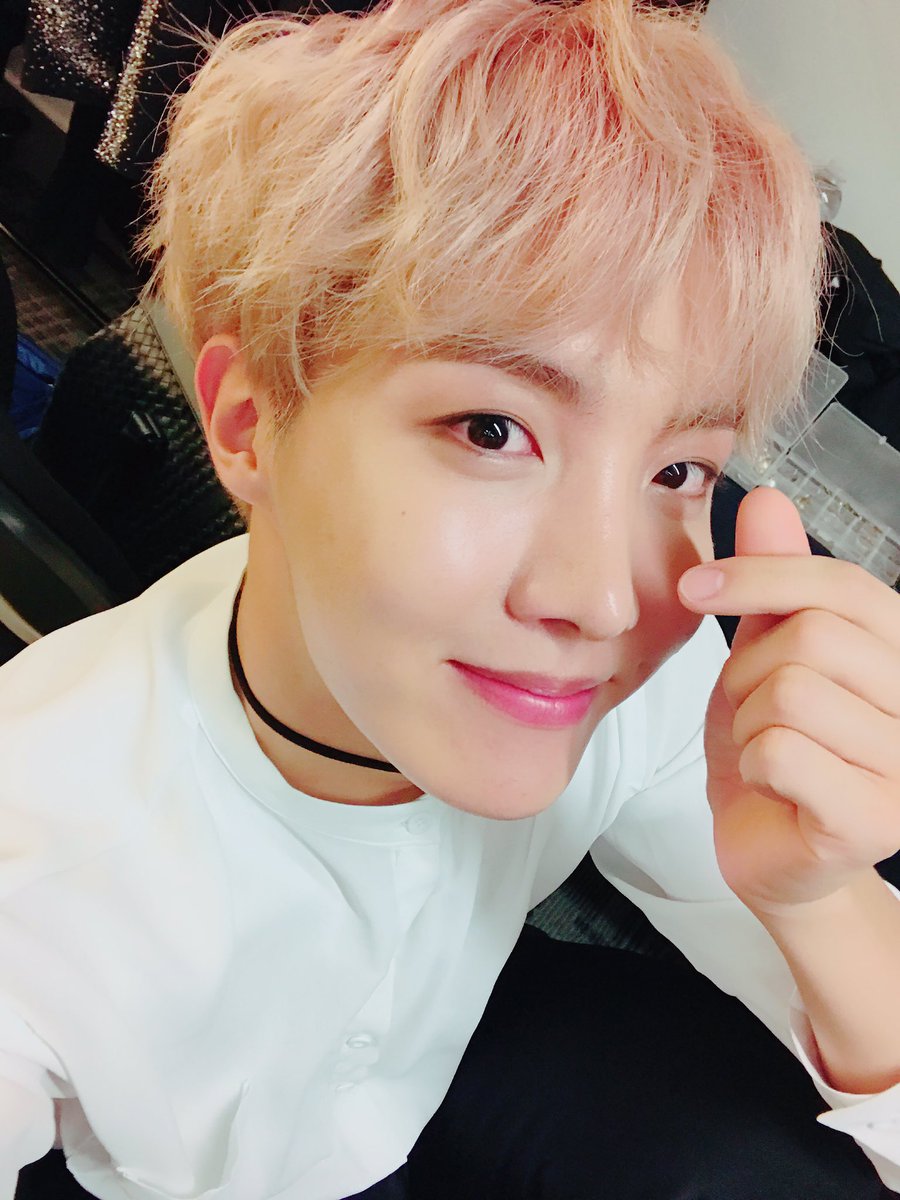 Image - J-Hope Twitter Mar 19, 2017.jpg | BTS Wiki | FANDOM powered by