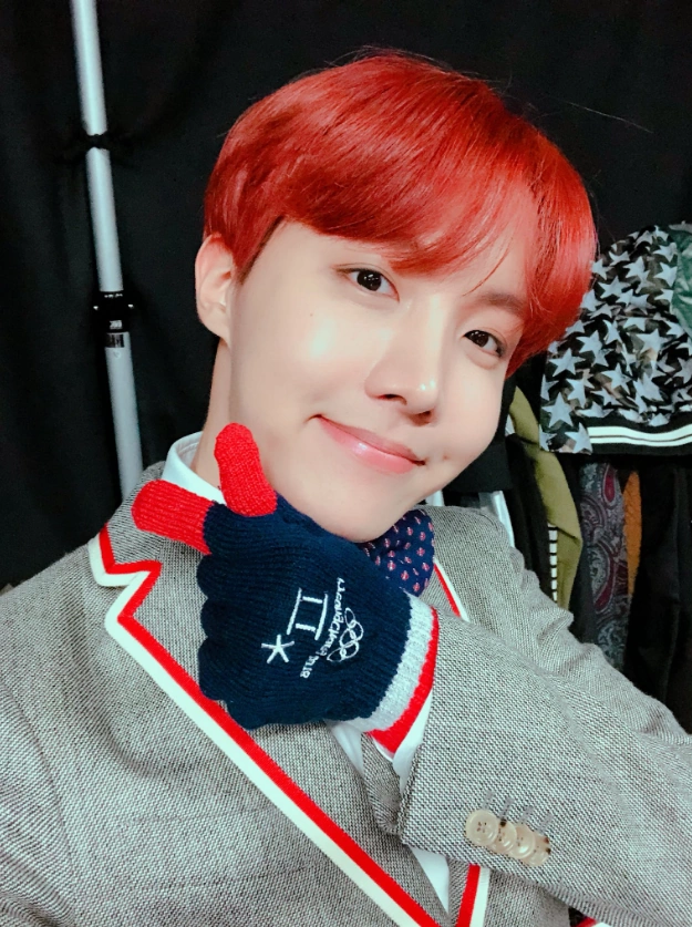 Image JHope Twitter Jan 7, 2018 (2).PNG BTS Wiki