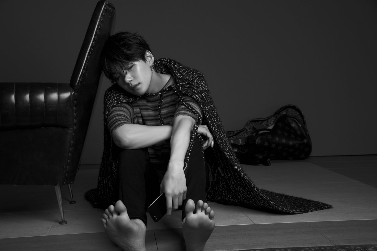 Image Suga Love Yourself Tear Concept Photo O Version.jpg BTS Wiki FANDOM powered by Wikia Image Suga Love Yourself Tear Concept Photo O Version.jpg BTS Wiki FANDOM powered by Wikia