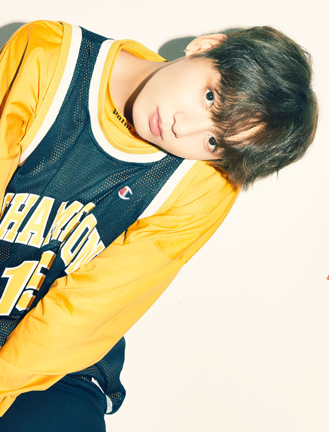Image - Jungkook MIC Drop DNA Crystal Snow.jpg | BTS Wiki | FANDOM