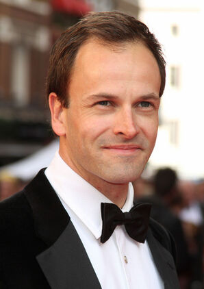 Jonny Lee Miller-LMK-064003