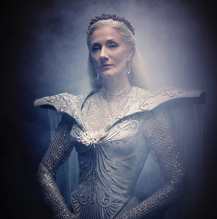 https://vignette.wikia.nocookie.net/the-emerald-city/images/1/10/Glinda.jpg/revision/latest?cb=20161208194950