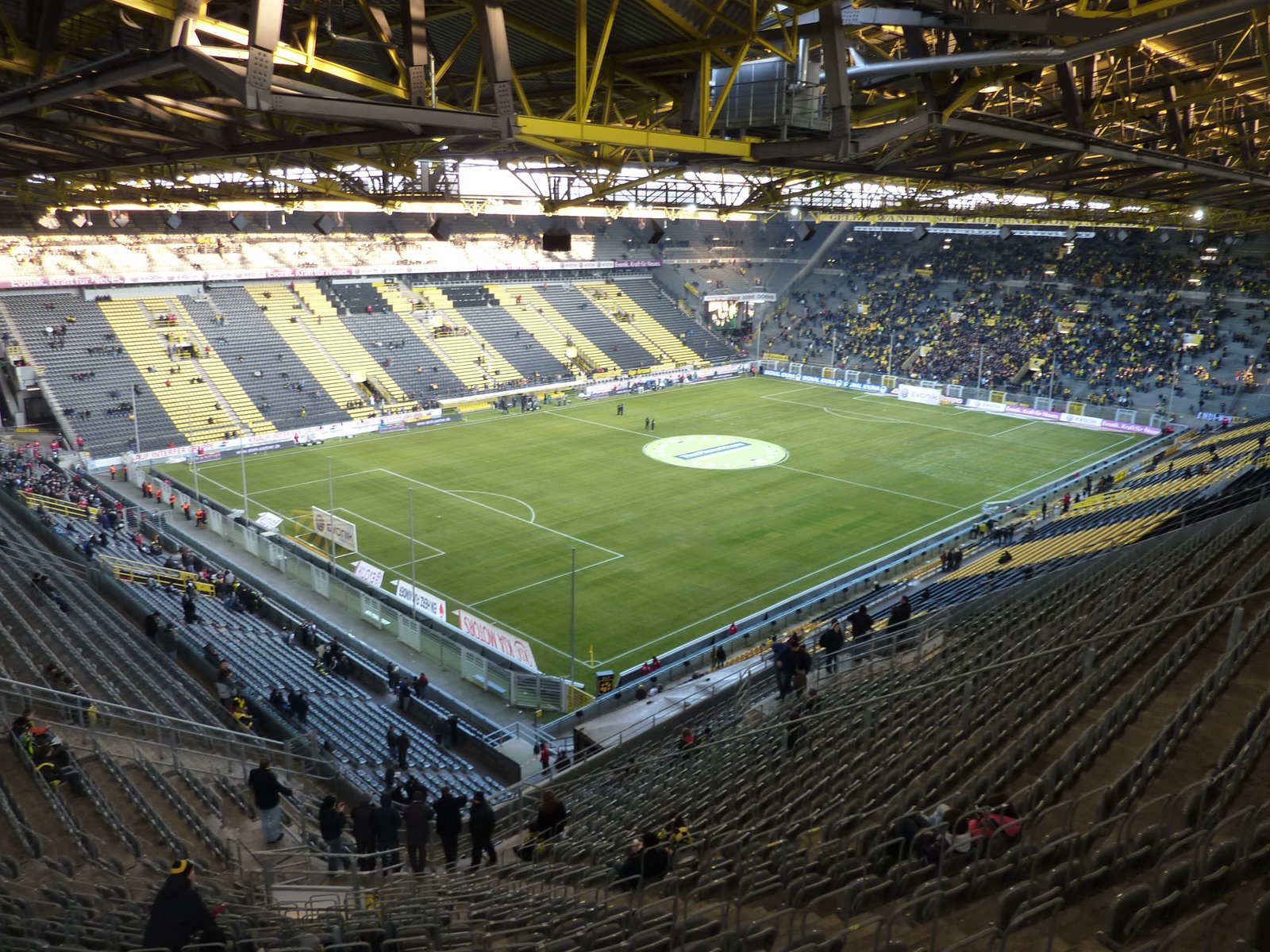 Image - Borussia Dortmund Signal Iduna Park Stadium 001 ...