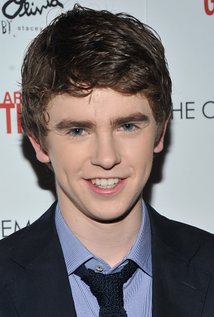 Freddie Highmore handsome