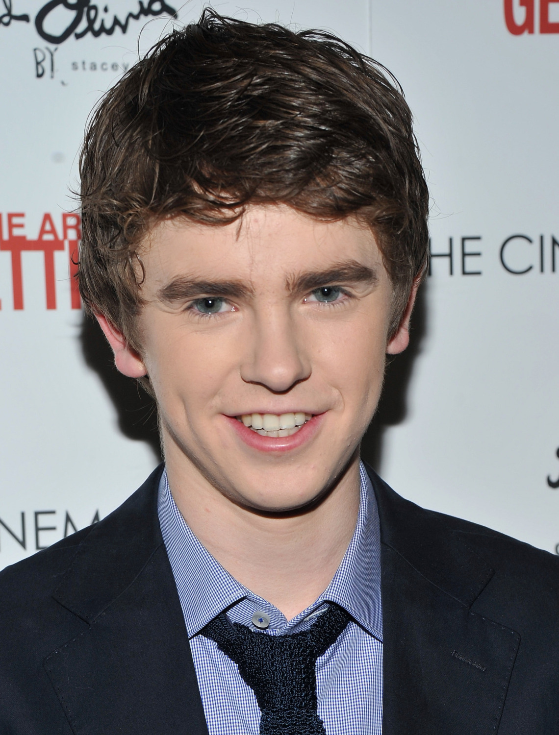 Freddie Highmore The Good Doctor Wiki Fandom