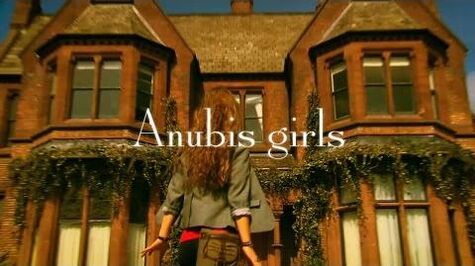 Anubis Girls – House of Anubis intro Gilmore Girls style