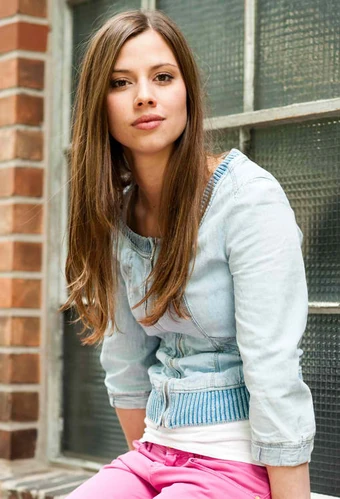 Linn Bredemeier House Of Anubis Wiki Fandom