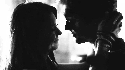 Image - Damon-Elena-Season-5-Promo-damon-and-elena-35533140-500-281.gif