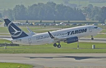 Tarom Flight 29 The Roblox Airline Industry Wiki Fandom - boeing 737 200 roblox