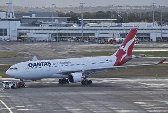 Qantas 975 The Roblox Airline Industry Wiki Fandom - qantas the roblox airline industry wiki fandom